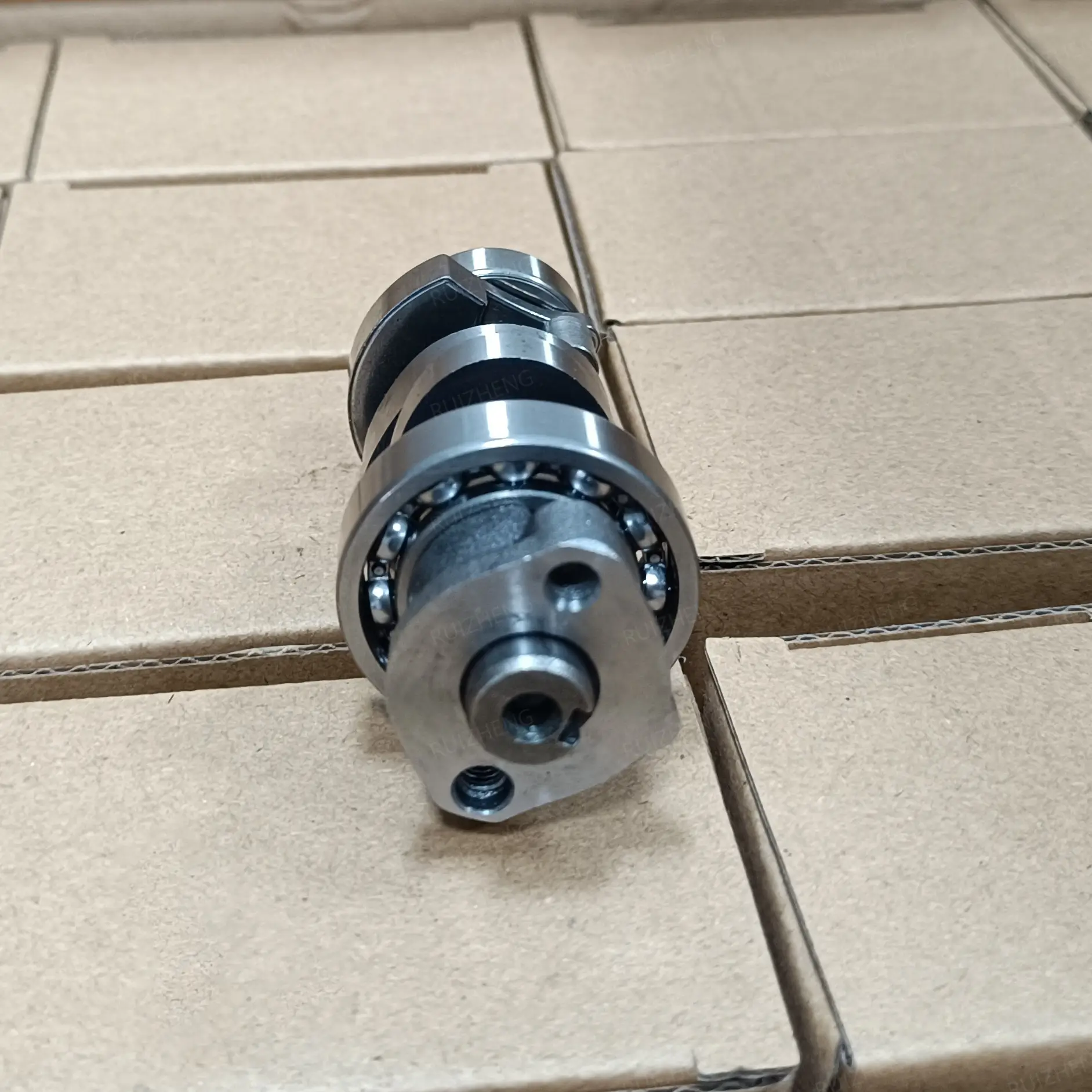 K44 camshaft back view