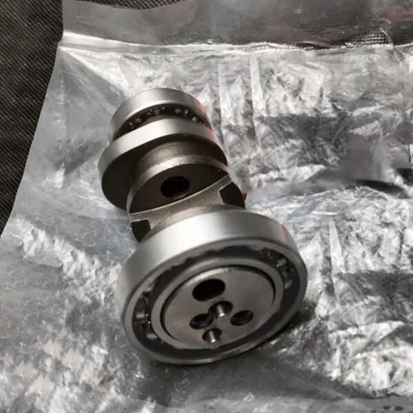 Close-up of Vario 110 racing camshaft head – Ruizheng Racing