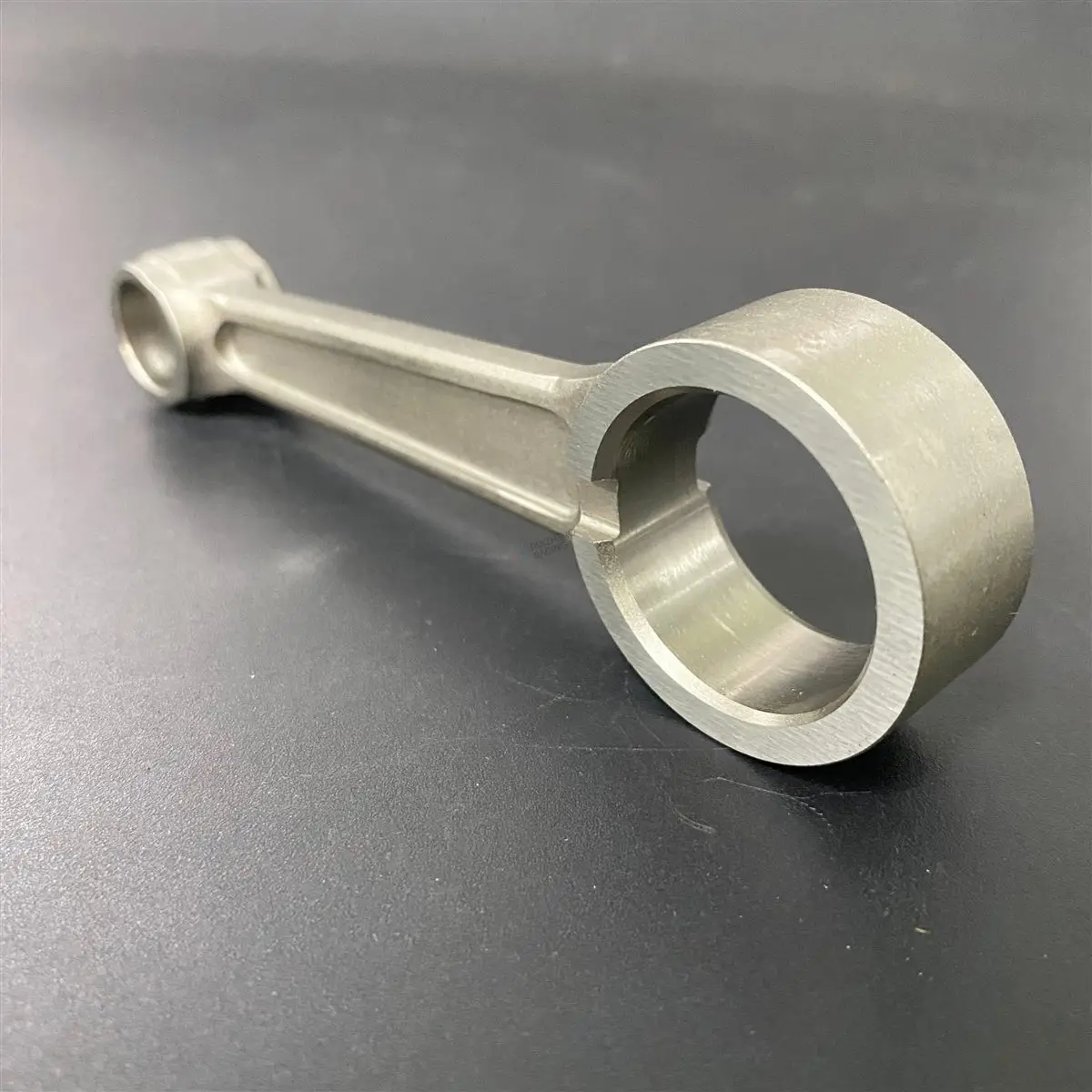Custom CNC connecting rod 4340 forged steel view 08